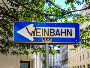 © richardluerzer.at